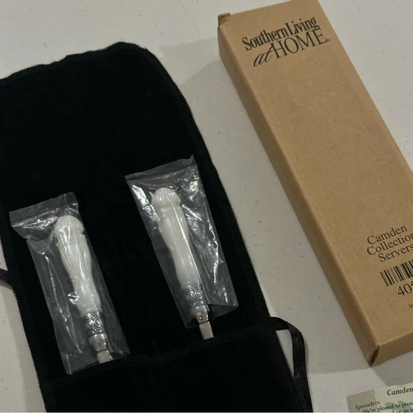 Southern Living at Home Camden Collection Servers Set – New - Picture 10 of 13